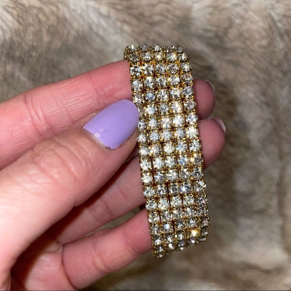 NWT! Rhinestone Tennis Bracelet 